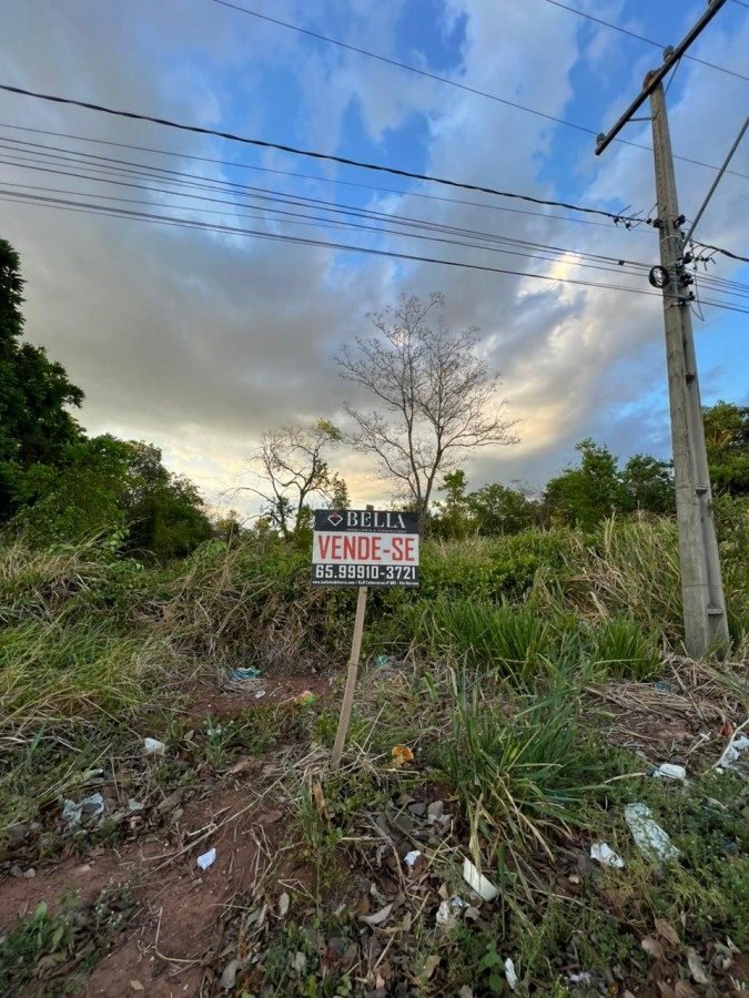 Terreno à venda em Olhos da agua, Cáceres — Terreno 360 m² · Olhos Da Agua